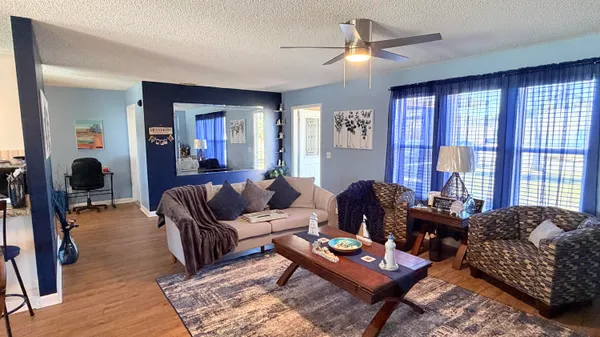 $389,900 | 2541 Southeast Marius Street, Port St. Lucie, FL 34952
