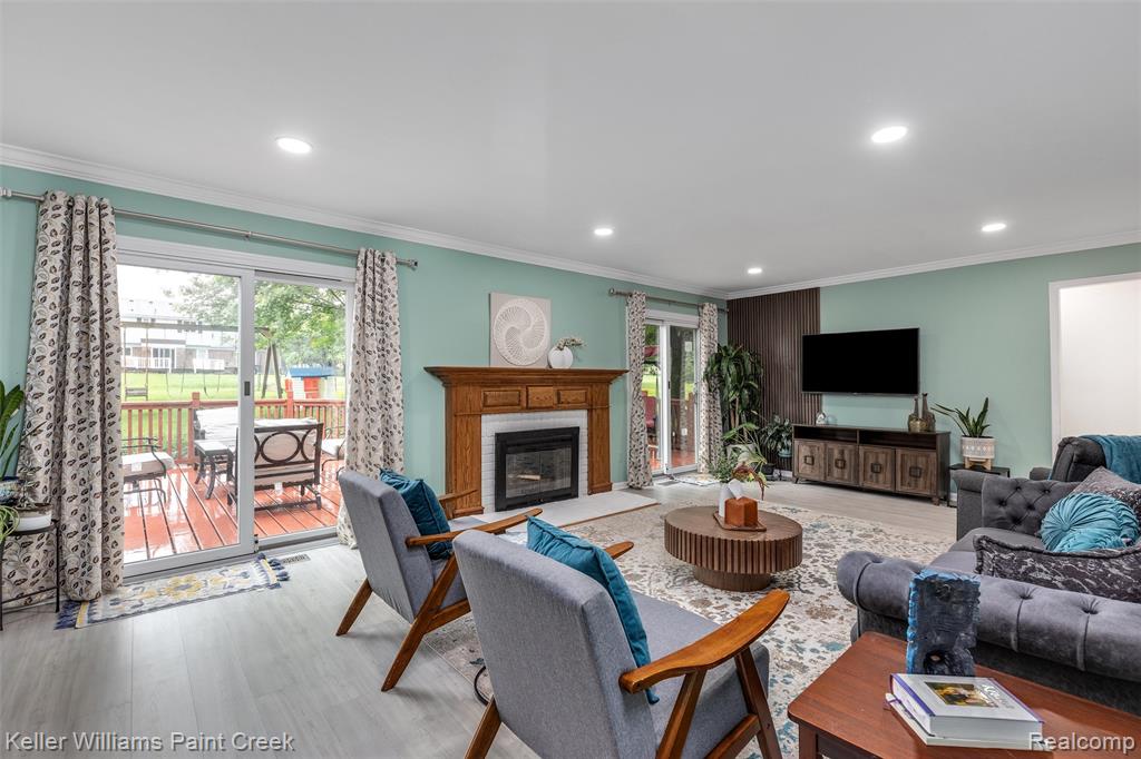 1379 Hathaway Rising Rochester Hills, MI 48306 - Photo 9 of 44 Gallery Image 9