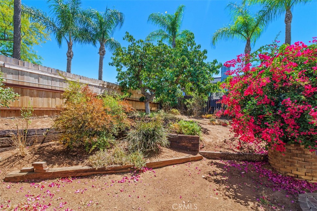 985 North Main Avenue Fallbrook, CA 92028 - Photo 26 of 30