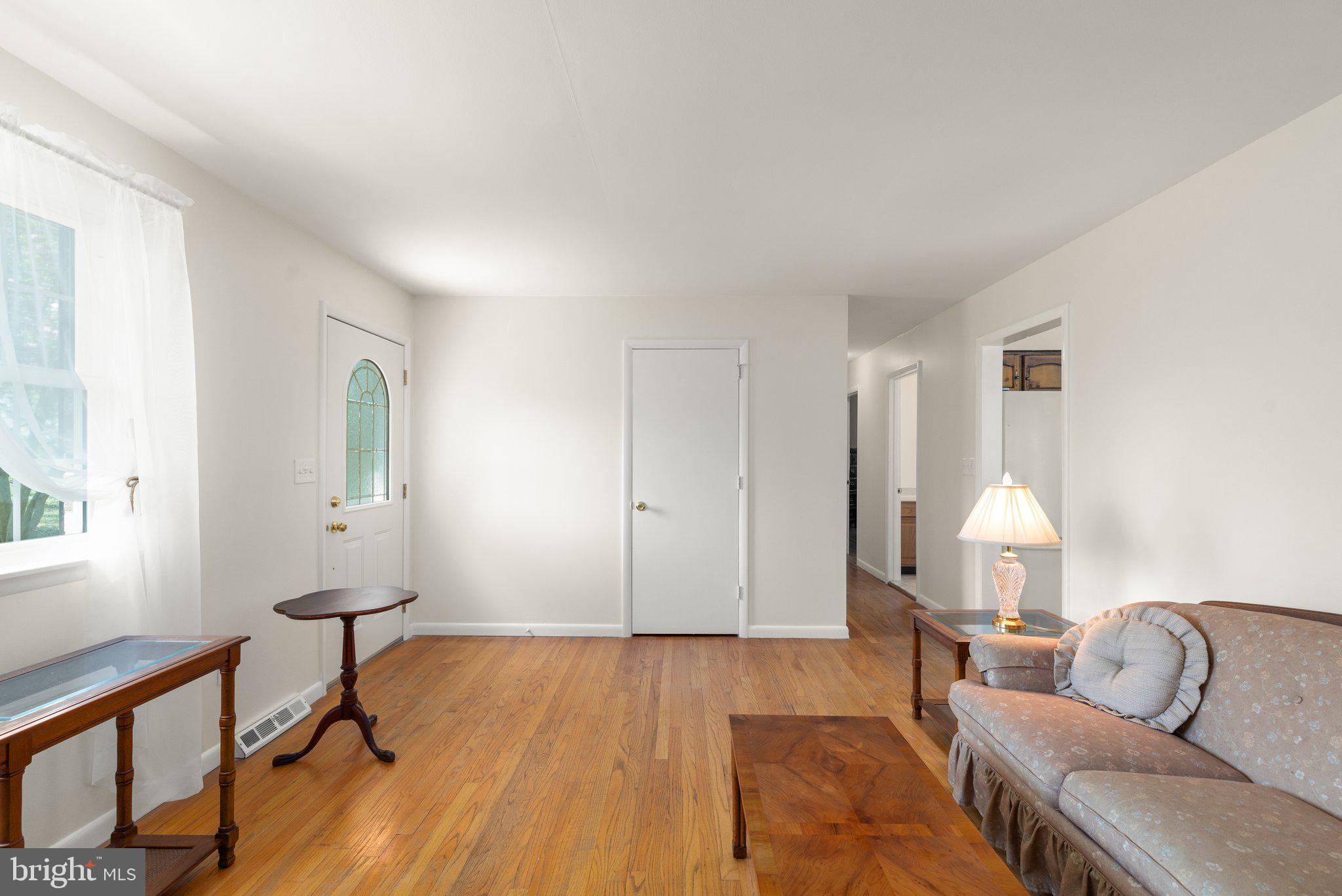 1822 Cosner Road Forest Hill, MD 21050 - Photo 8 of 33 Front Sitting Area