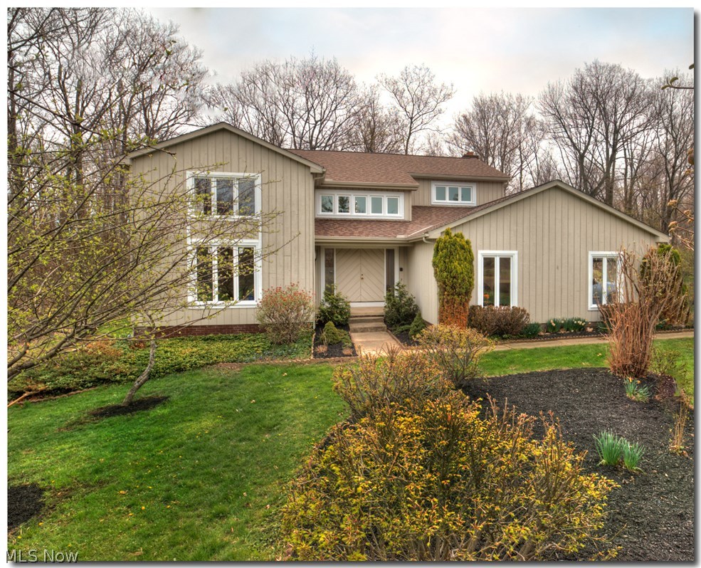 3455 Old Brainard Road Cleveland, OH 44124 - Photo 1 of 24 Beautifully Renovated Soft Contemporary Colonial on a Fabulous Cul-de-sac Street!