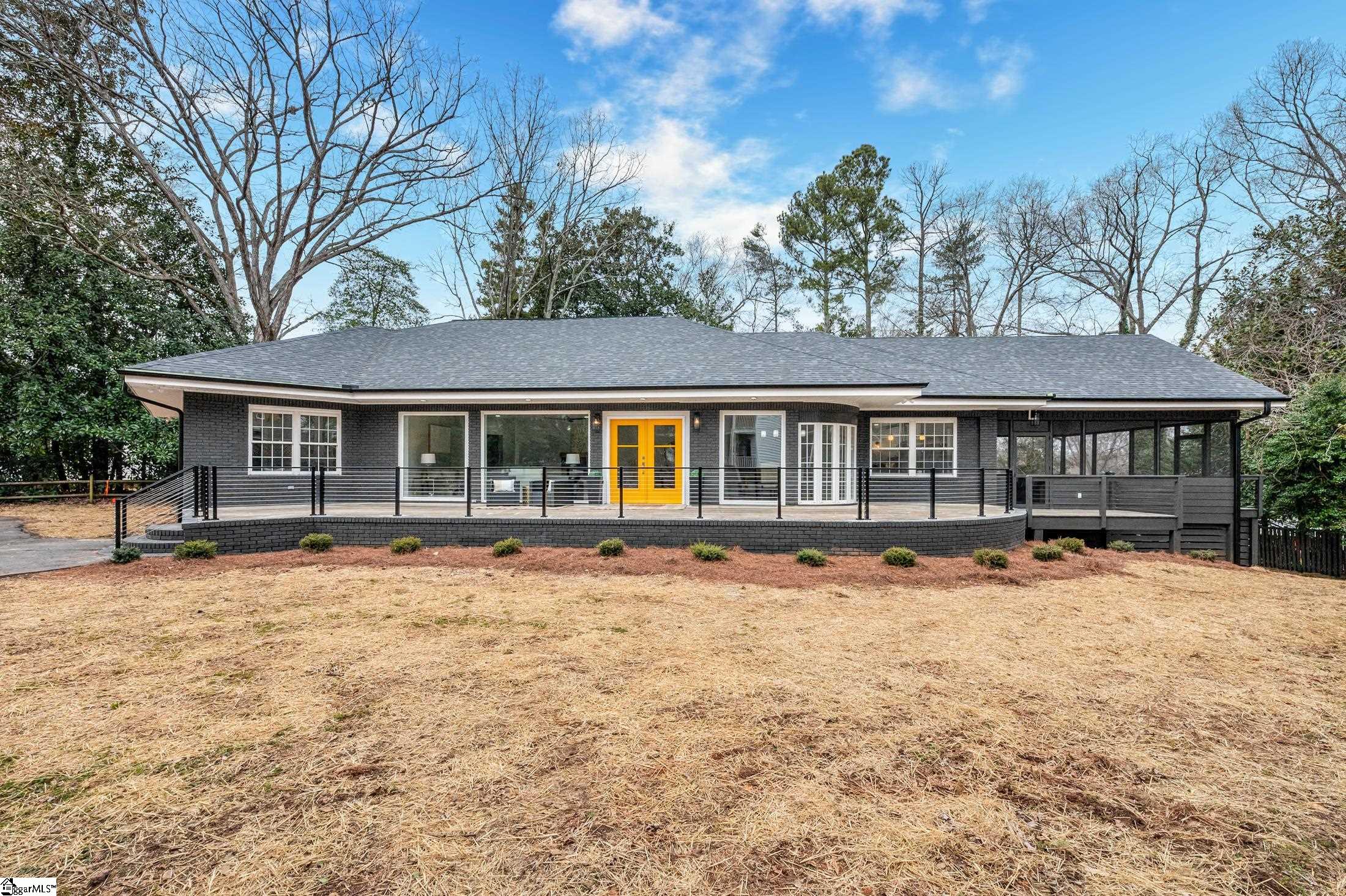 404 West Faris Road Greenville, SC 29605 - Photo 1 of 36 Gallery Image 1