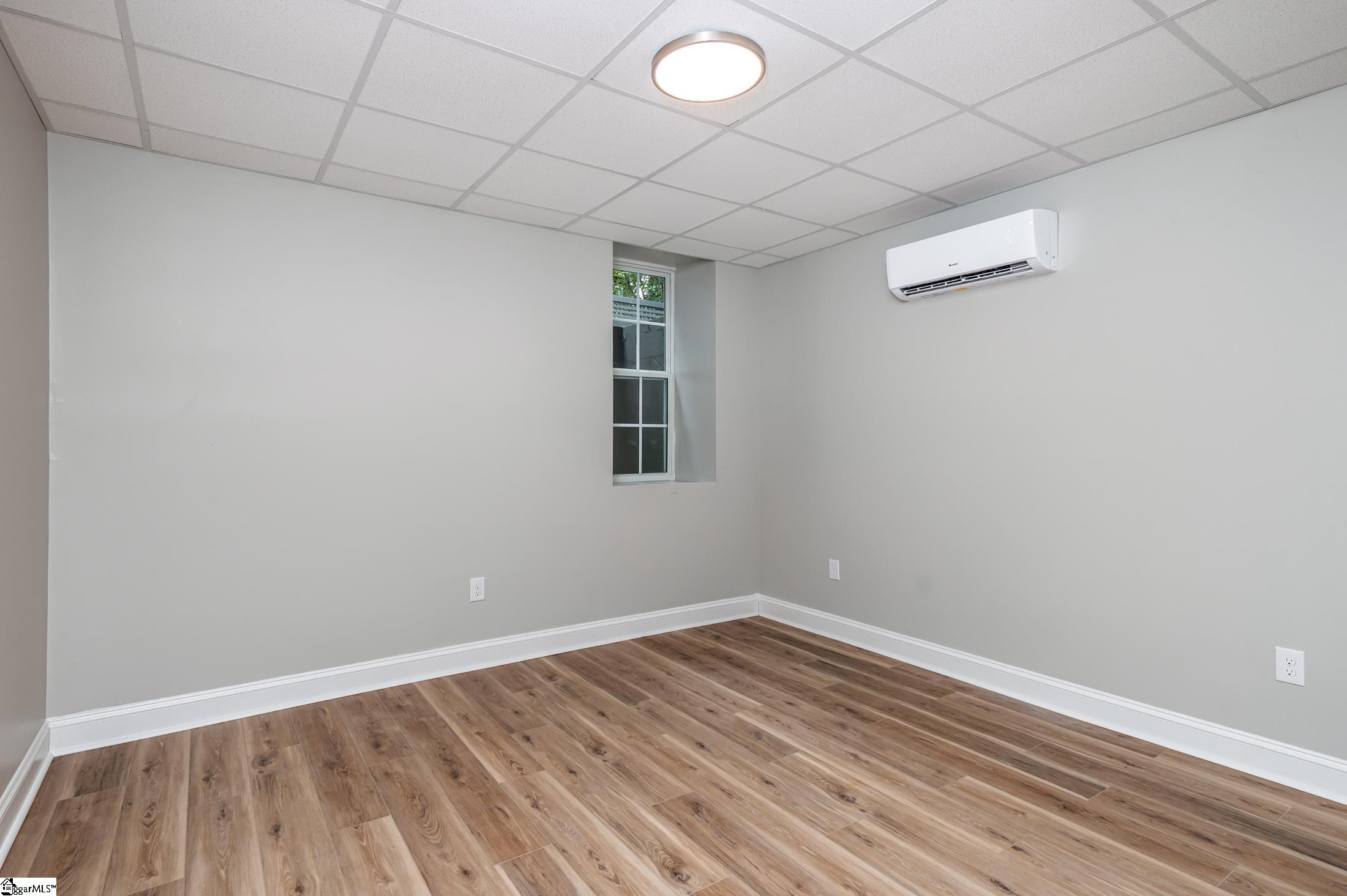 404 West Faris Road Greenville, SC 29605 - Photo 27 of 36 Gallery Image 27