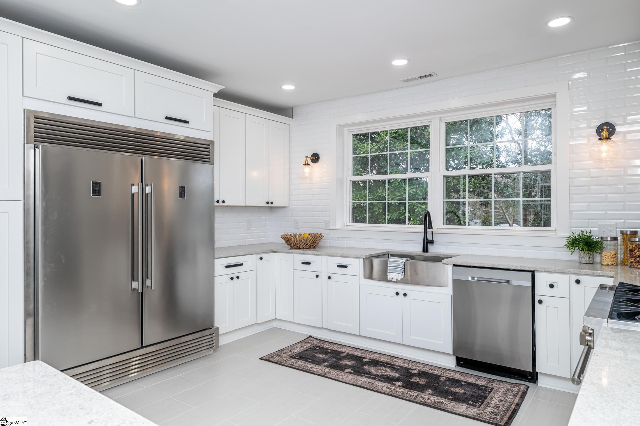 404 West Faris Road Greenville, SC 29605 - Photo 7 of 36 Gallery Image 7