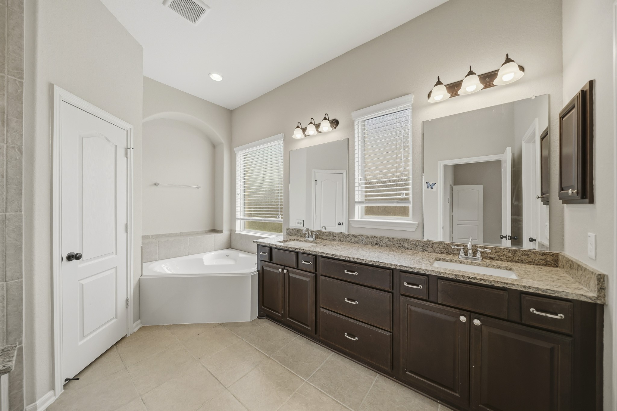 4603 Western Brook Drive Spring, TX 77388 - Photo 9 of 13