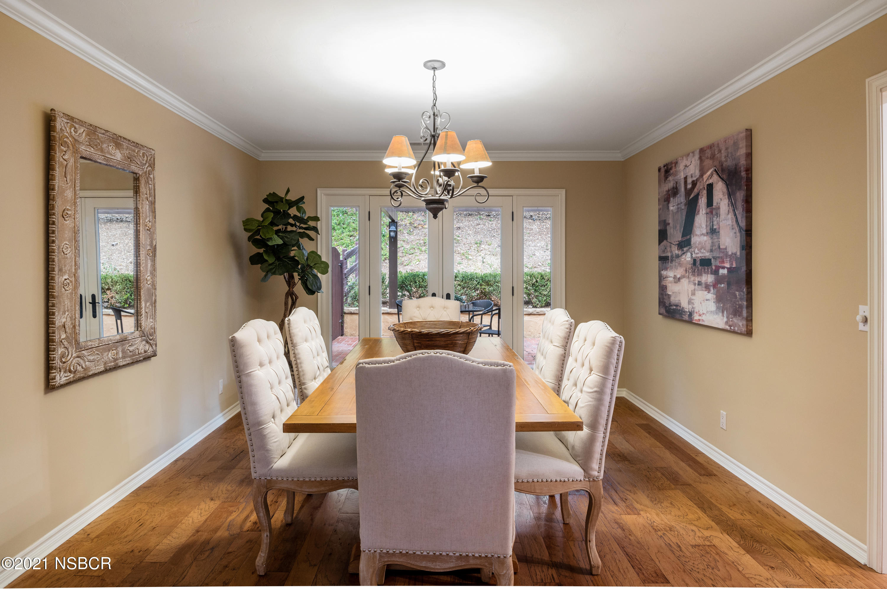 2831 Quail Valley Road Solvang, CA 93463 - Photo 18 of 56 2831 Quail Valley Rd Living-Dining-1478