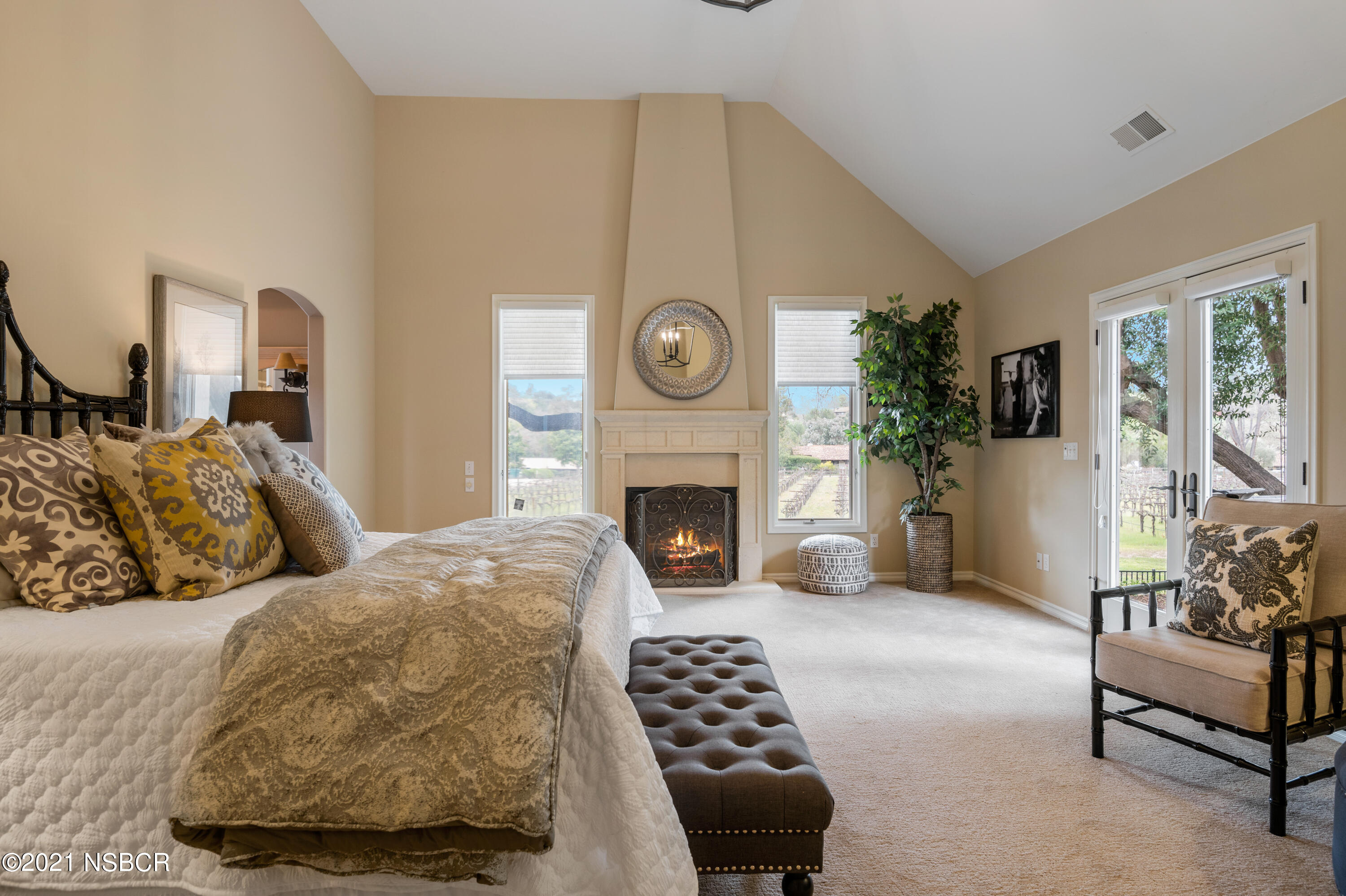 2831 Quail Valley Road Solvang, CA 93463 - Photo 21 of 56 2831 Quail Valley Rd Main Bed-1650