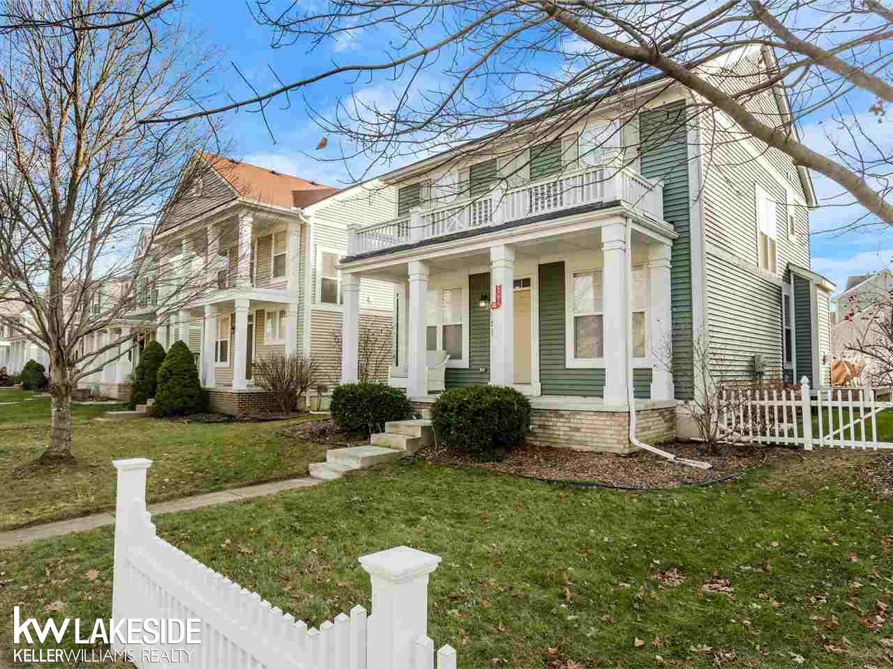 3151 Summers Road Keego Harbor, MI 48320 - Photo 2 of 31