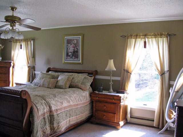 15 Woodview Road Troy, NY 12182 - Photo 10 of 12 Photo 10