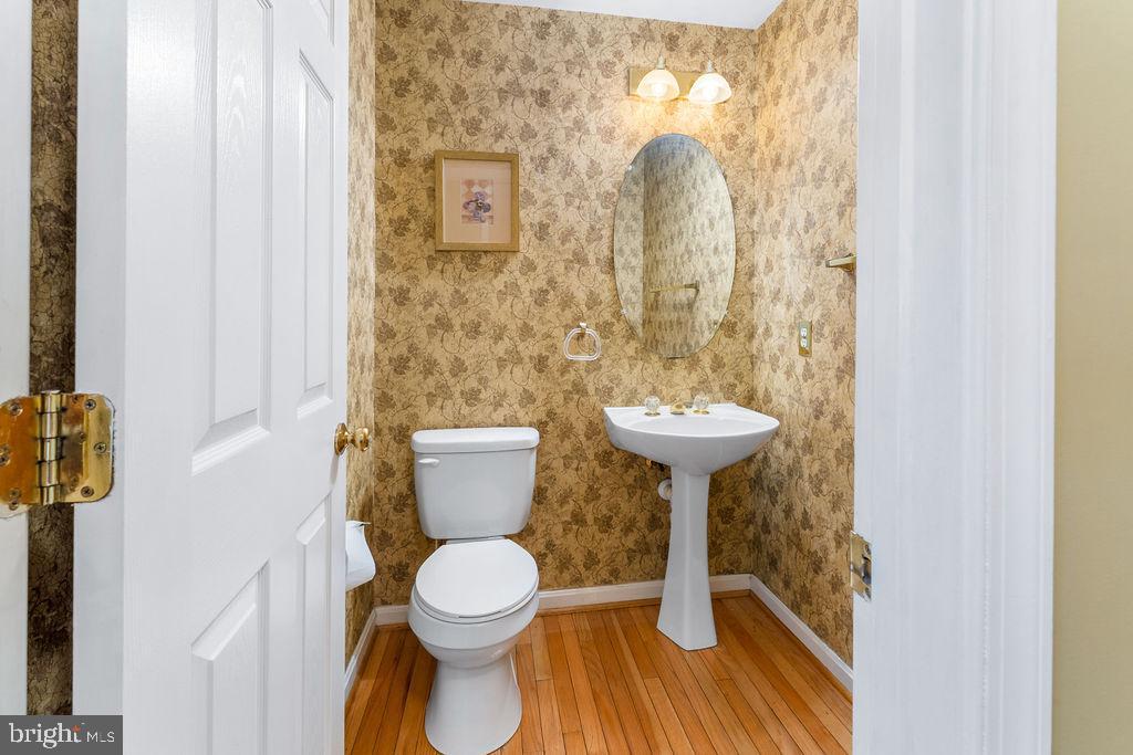 14701 Danton Court Bowie, MD 20721 - Photo 22 of 60 a bathroom with a sink and a toilet