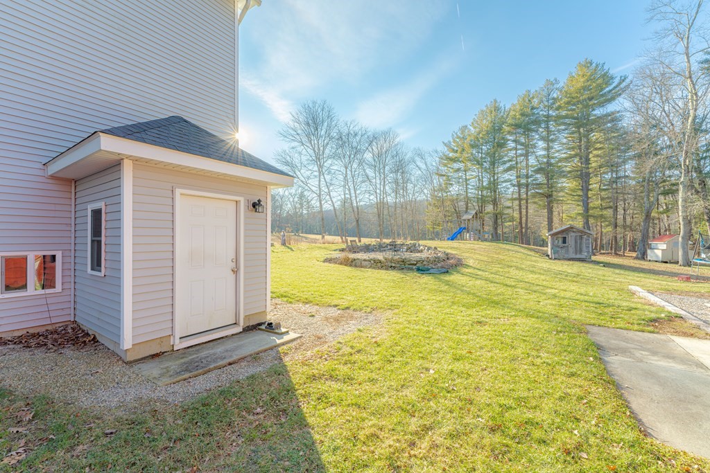 32 Filo Road Dudley, MA 01571 - Photo 8 of 42 Gallery Image 8