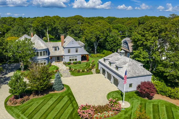 $7,950,000 | 850 Sea View Avenue, Osterville, MA 02655