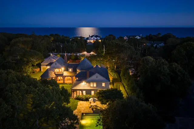 $7,950,000 | 850 Sea View Avenue, Osterville, MA 02655