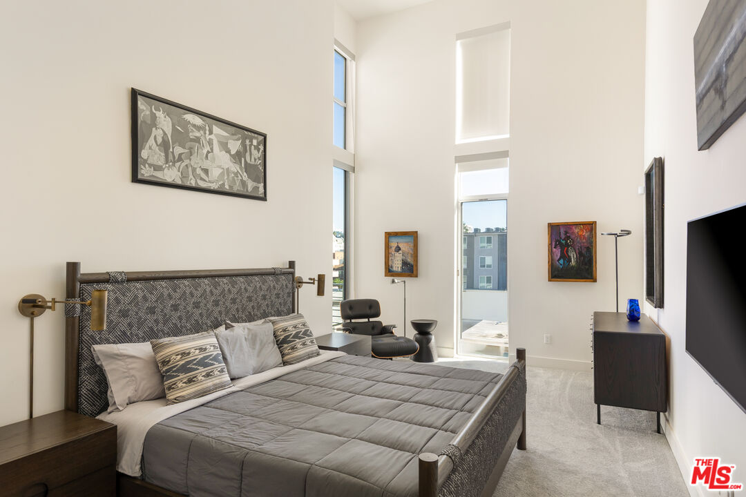 6735 Yucca Street, Unit 508 Los Angeles, CA 90028 - Photo 10 of 26