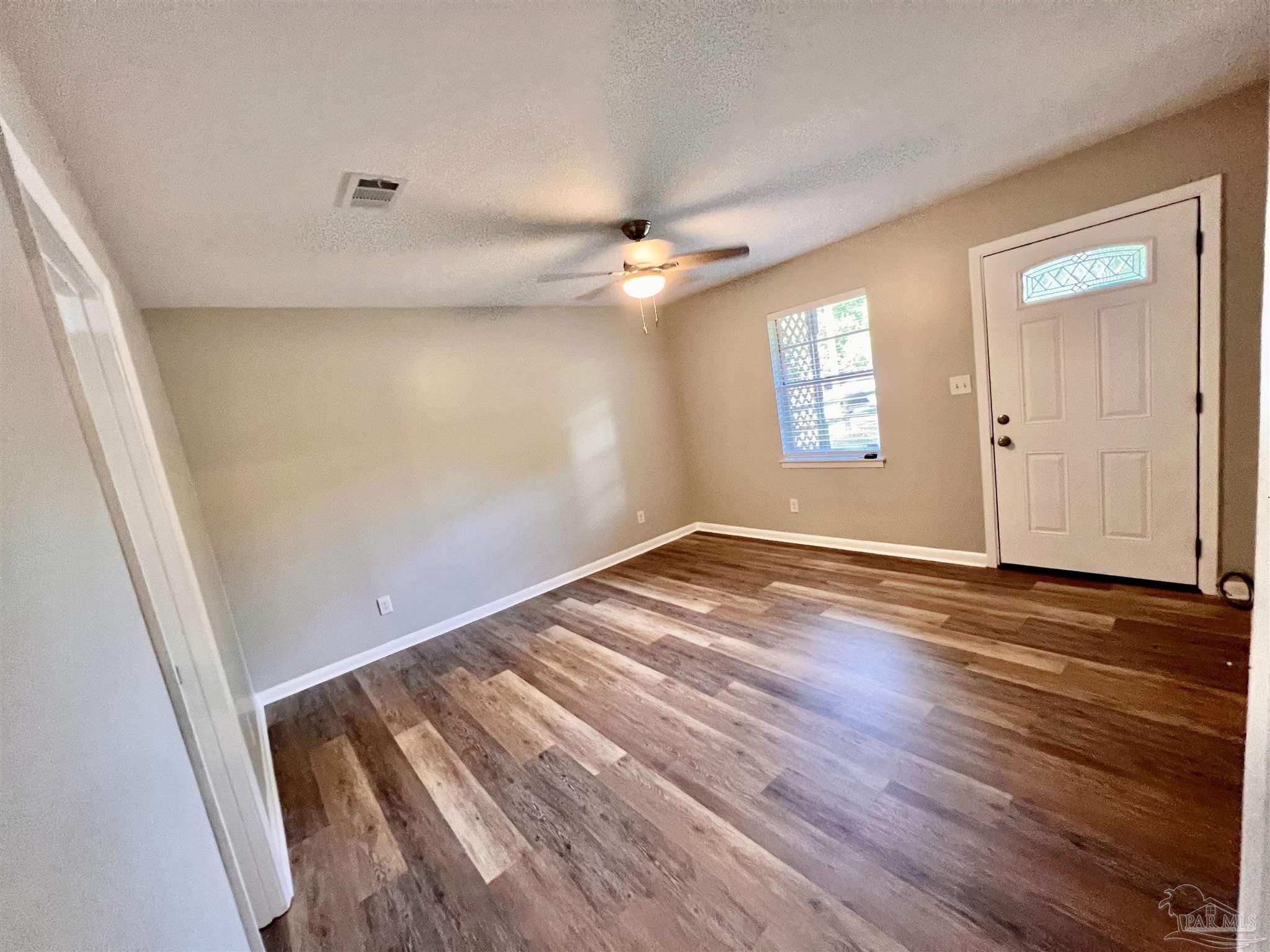1313 Lepley Road Pensacola, FL 32534 - Photo 4 of 15