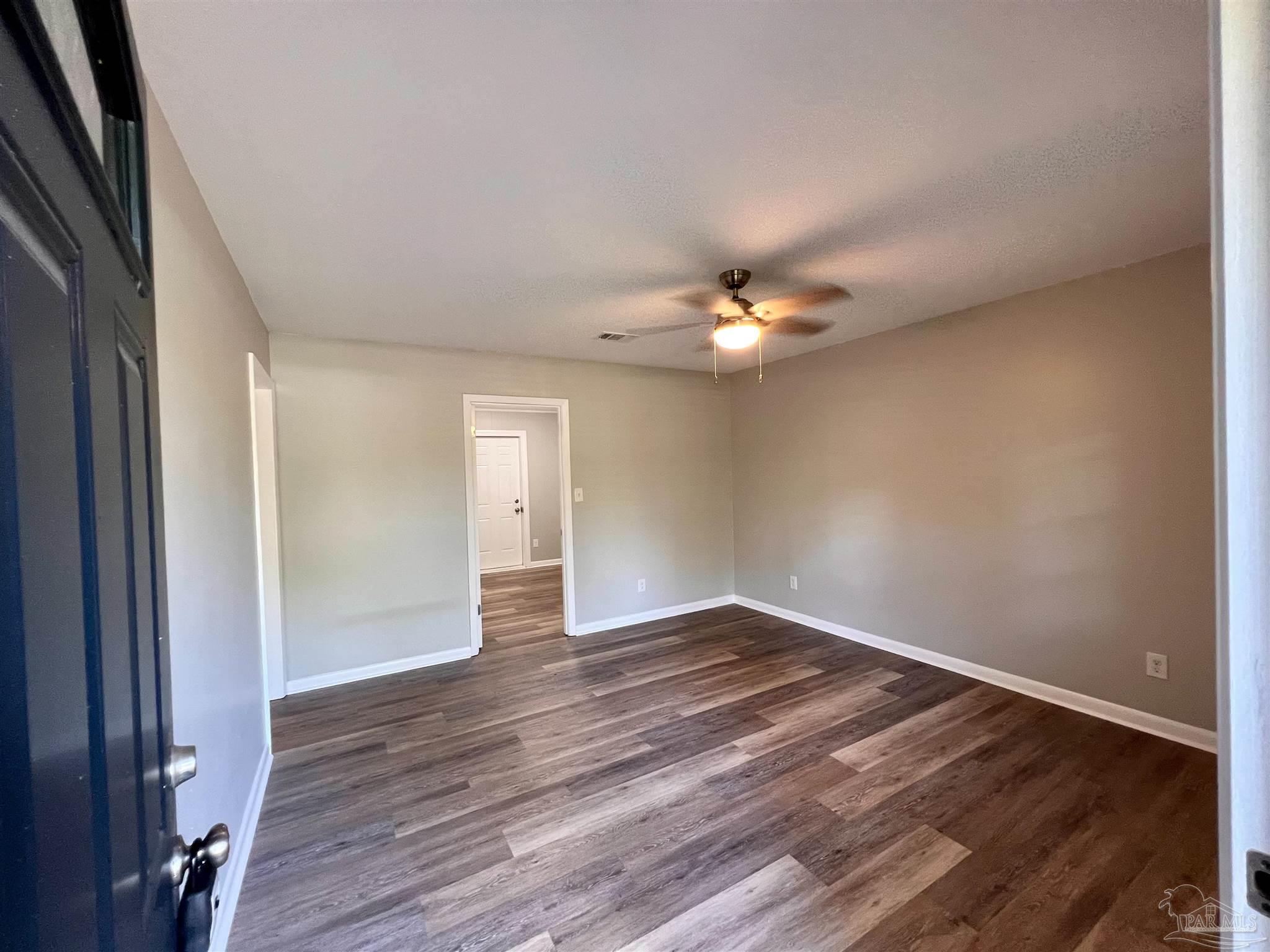 1313 Lepley Road Pensacola, FL 32534 - Photo 5 of 15