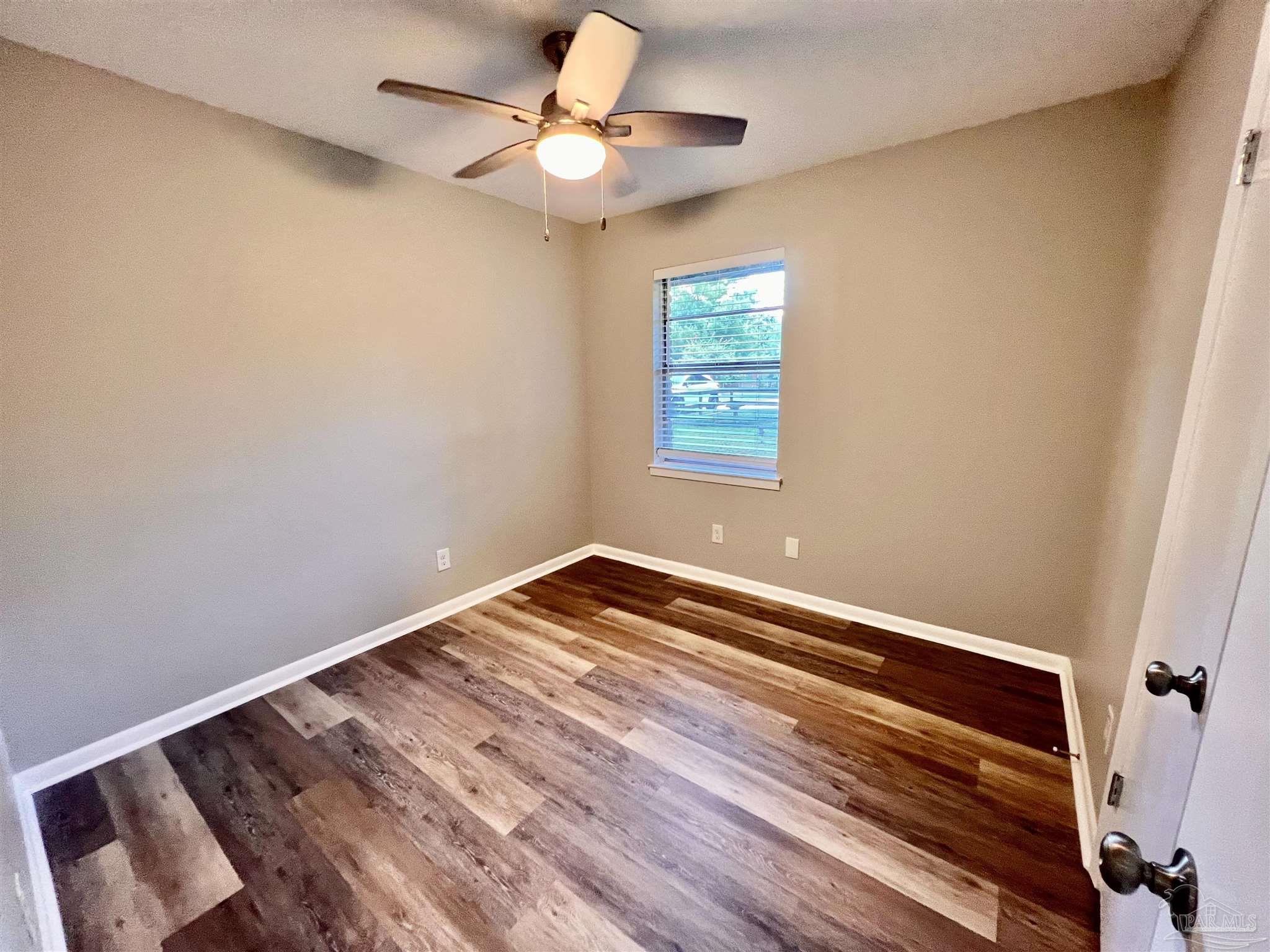 1313 Lepley Road Pensacola, FL 32534 - Photo 6 of 15
