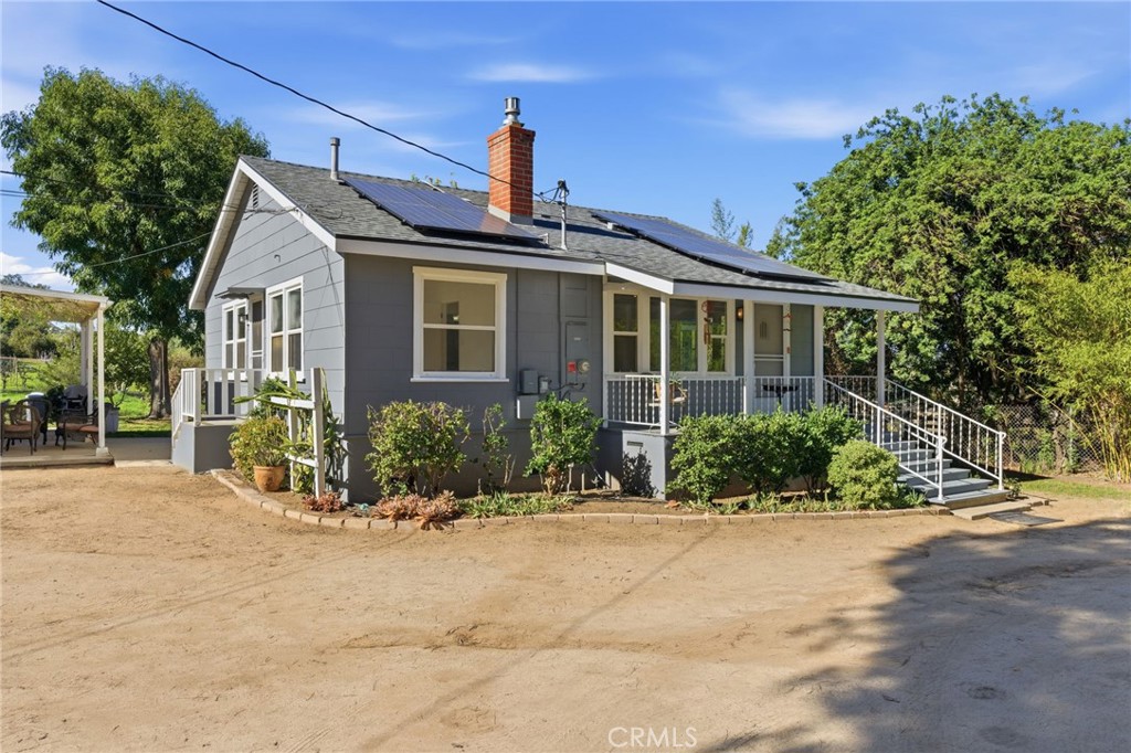 20095 Gustin Road Perris, CA 92570 - Photo 2 of 51