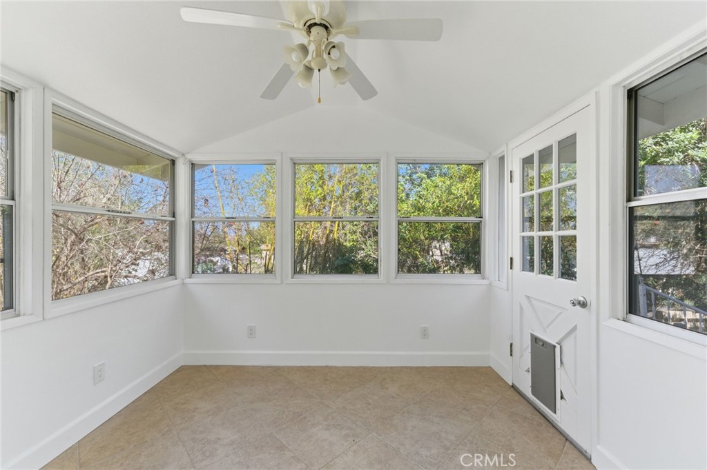 20095 Gustin Road Perris, CA 92570 - Photo 9 of 51