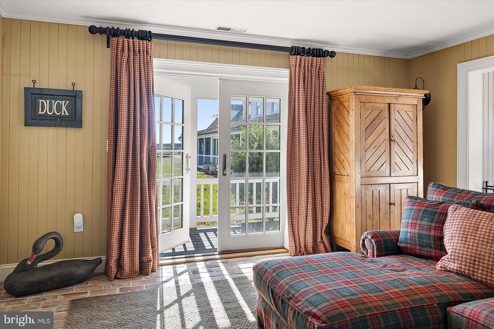 964 Taylors Island Road Madison, MD 21648 - Photo 34 of 106 Private wing first floor living space