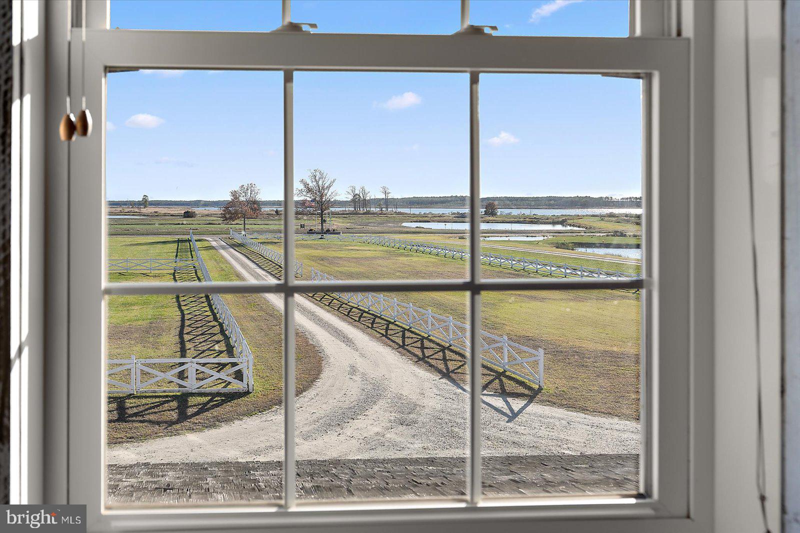 964 Taylors Island Road Madison, MD 21648 - Photo 73 of 106 a view of a balcony
