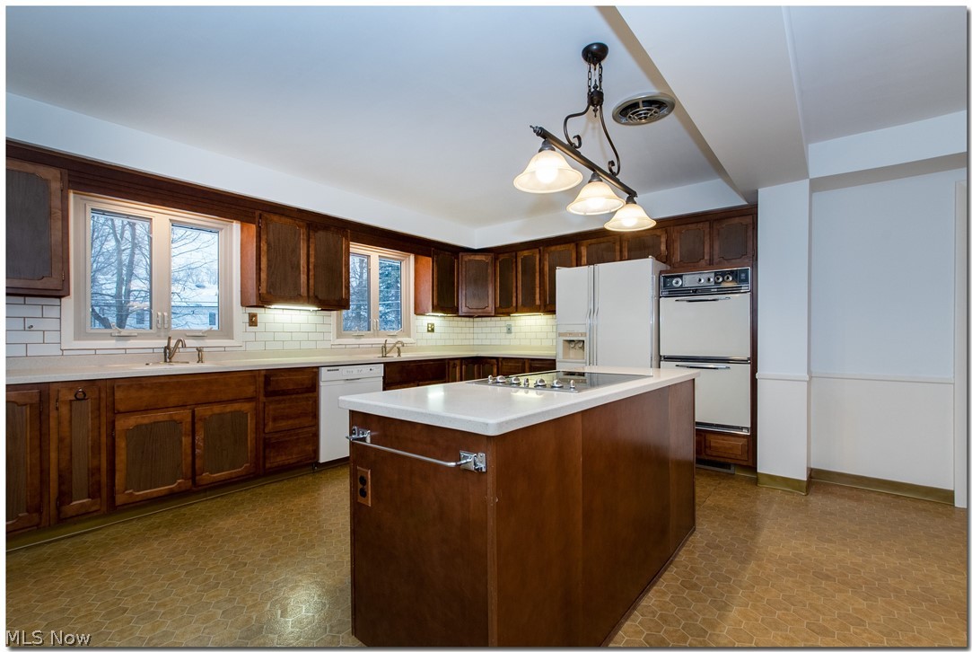 23570 Duffield Road Beachwood, OH 44122 - Photo 13 of 35 Gallery Image 13
