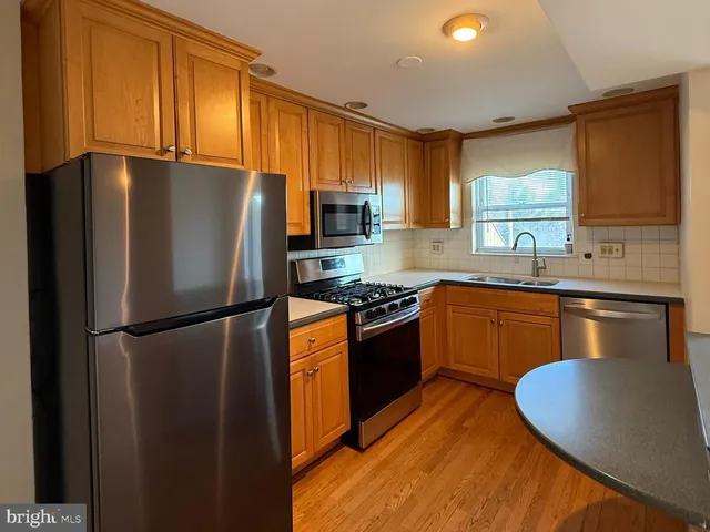 $2,600 | 218 Cedar Avenue, Conshohocken, PA 19428