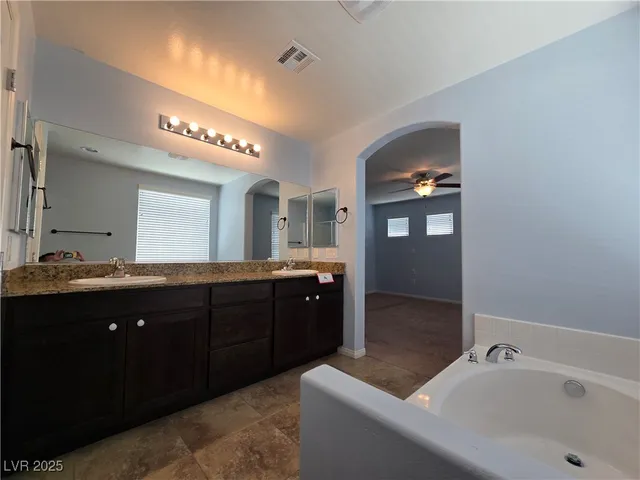 $2,000 | 9213 Black Diamond Street, Las Vegas, NV 89178