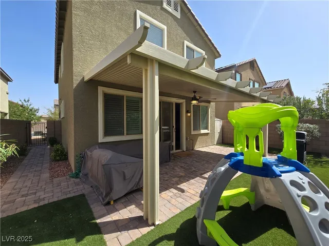 $2,000 | 9213 Black Diamond Street, Las Vegas, NV 89178