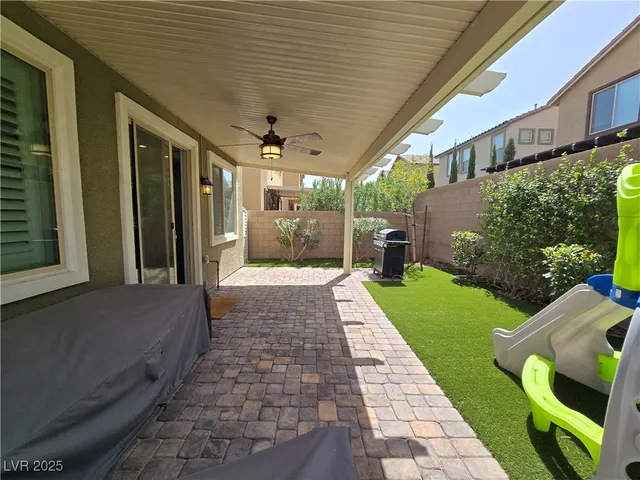 $2,000 | 9213 Black Diamond Street, Las Vegas, NV 89178