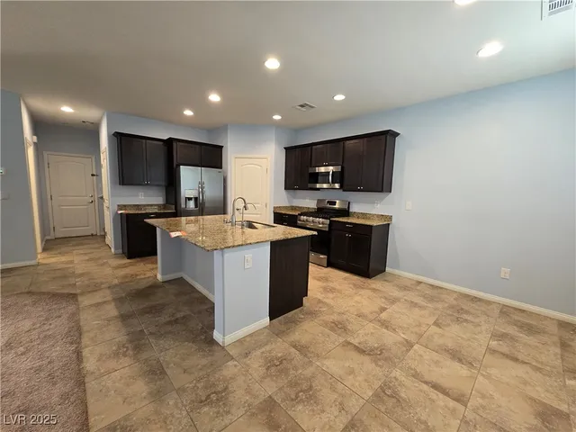 $2,000 | 9213 Black Diamond Street, Las Vegas, NV 89178