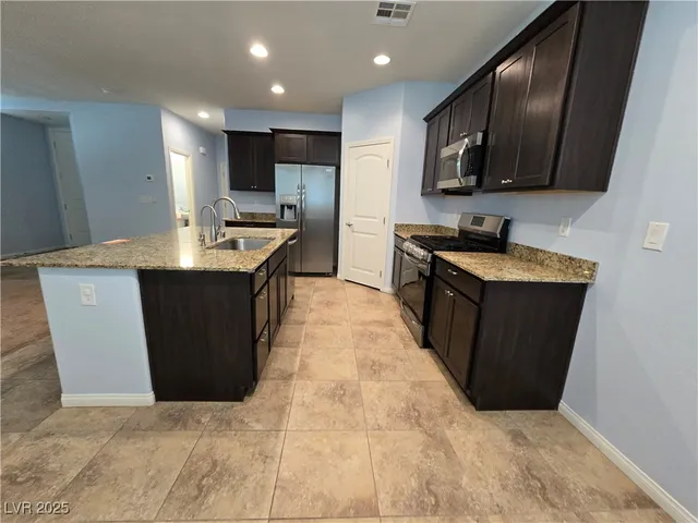 $2,000 | 9213 Black Diamond Street, Las Vegas, NV 89178