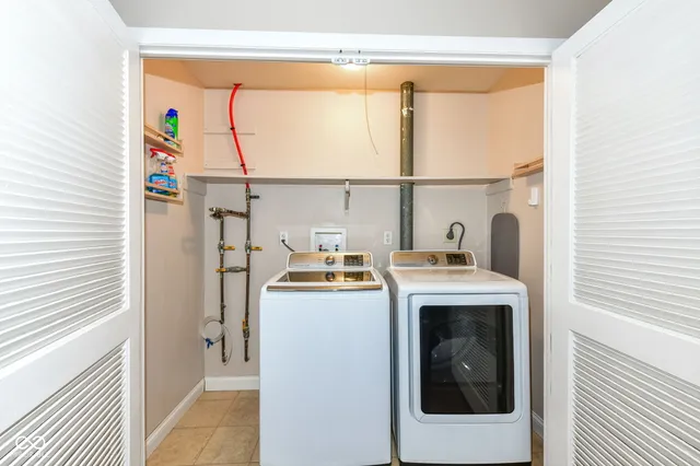 $277,500 | 6121 Norwaldo Avenue, Indianapolis, IN 46220