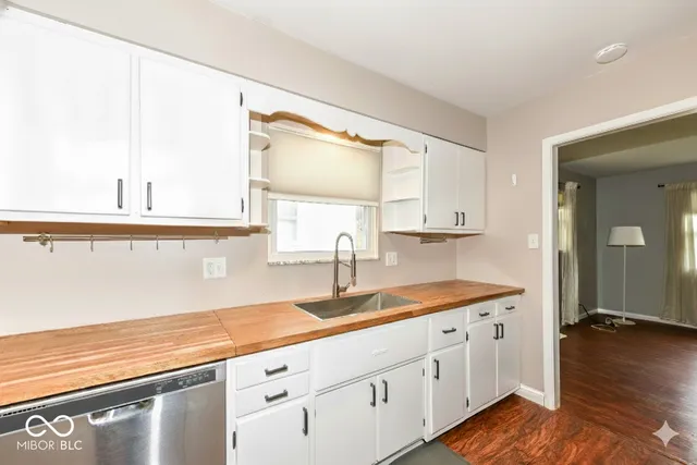 $277,500 | 6121 Norwaldo Avenue, Indianapolis, IN 46220