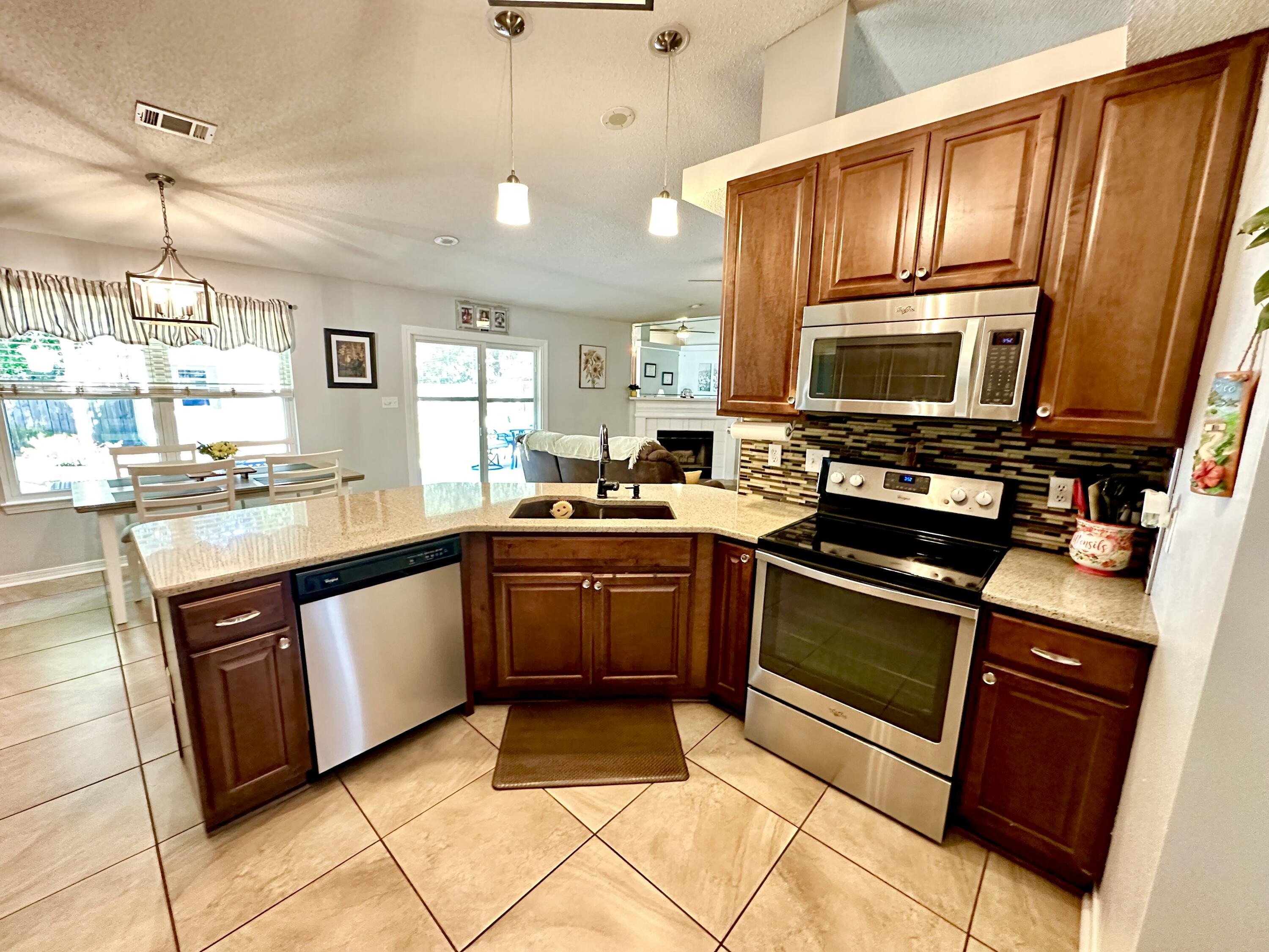 2778 Riverside Landing Drive Navarre, FL 32566 - Photo 22 of 62 IMG_3660