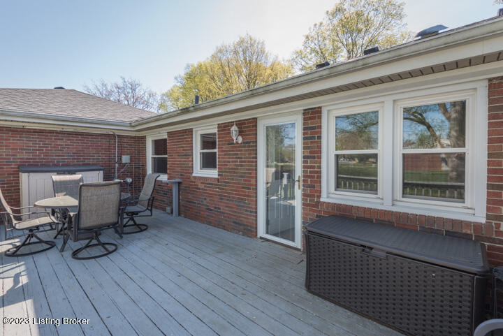5 Pembroke Road Louisville, KY 40220 - Photo 31 of 38 031
