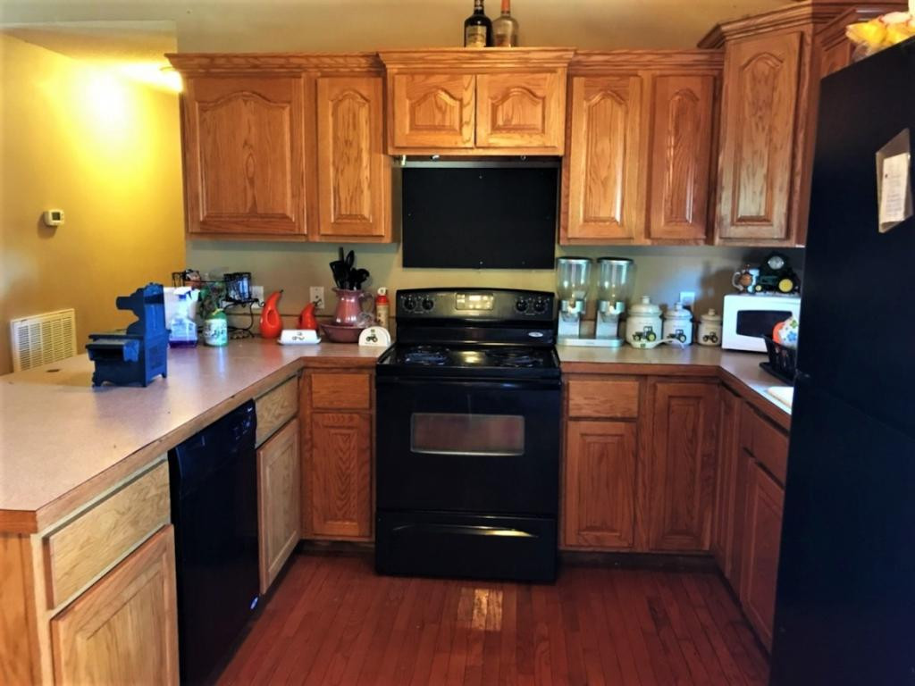 286 Riviera Drive Newport, TN 37821 - Photo 3 of 22 Photo 3