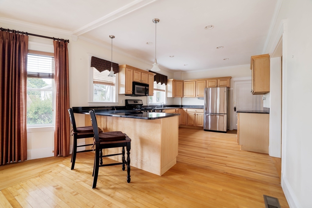 2 Peabody Road, Unit 2 Stoneham, MA 02180 - Photo 4 of 19 Gallery Image 4