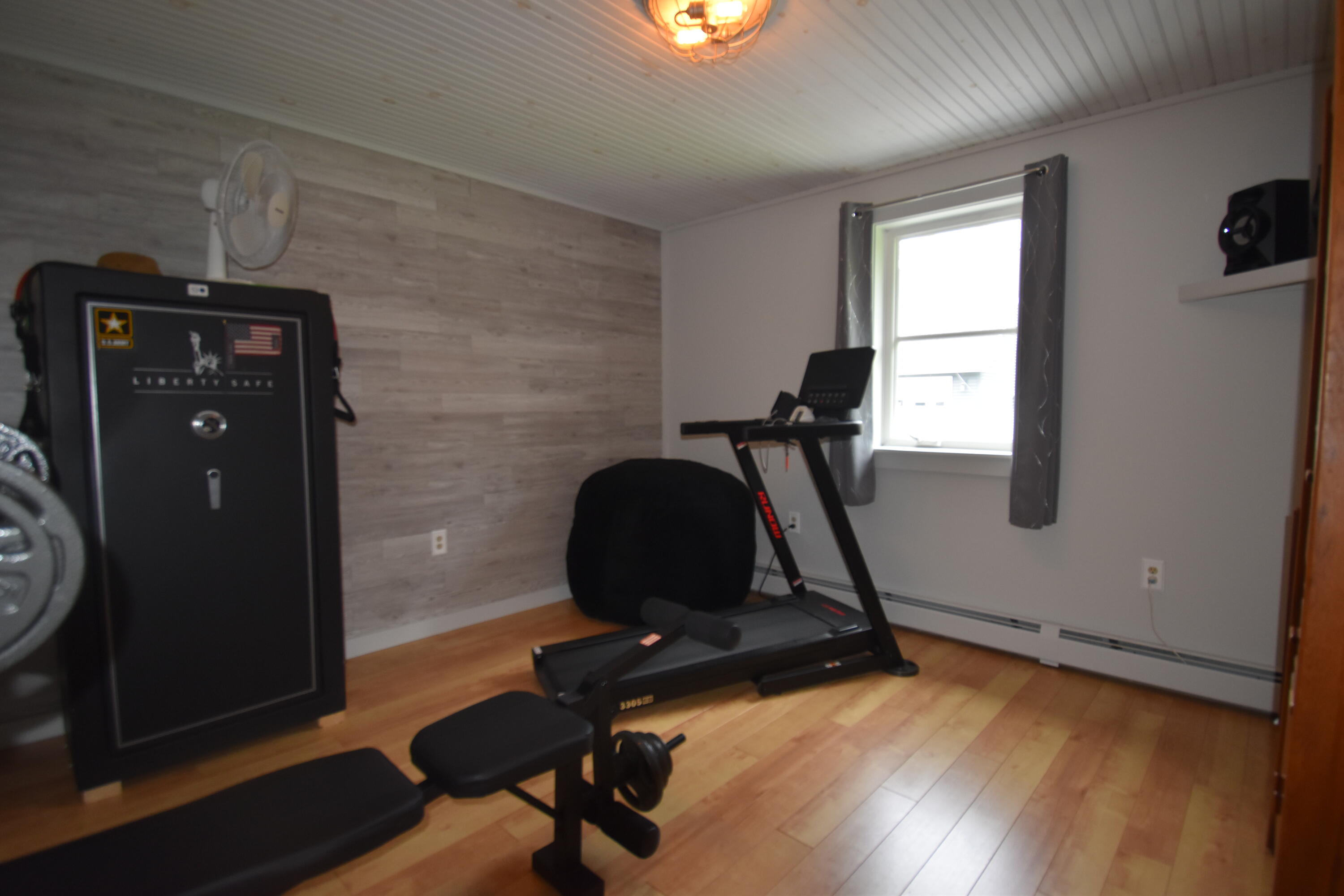 654 Warren Hill Road Palmyra, ME 04965 - Photo 19 of 29 1 bedroom