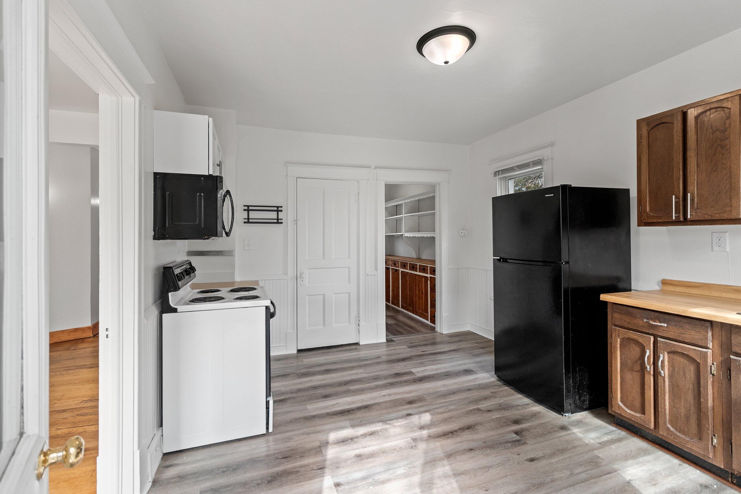 1808 27th Street Two Rivers, WI 54241 - Photo 16 of 71 048-180827thStreet-TwoRivers-WI-54241-SM