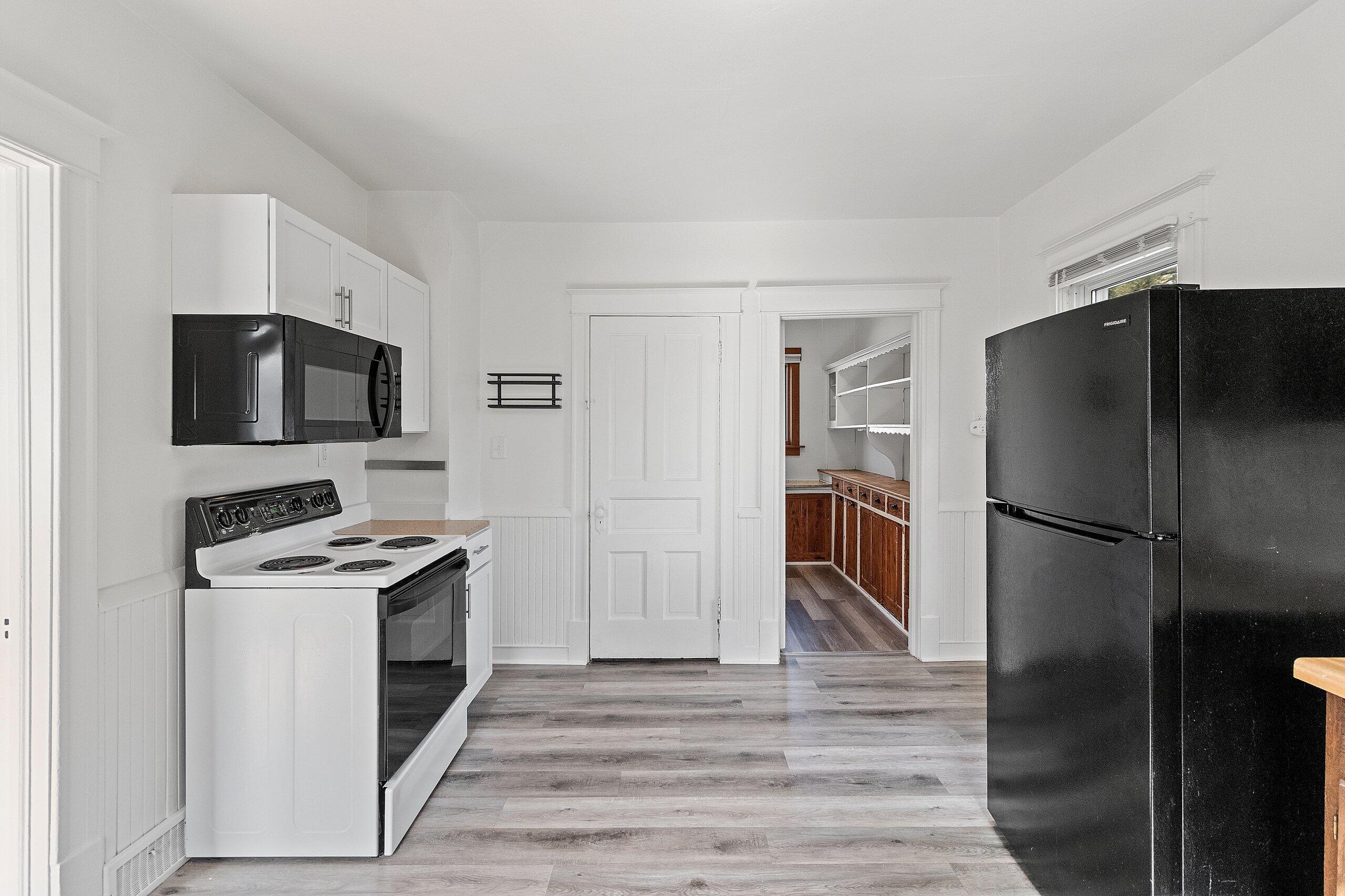 1808 27th Street Two Rivers, WI 54241 - Photo 17 of 71 049-180827thStreet-TwoRivers-WI-54241-SM