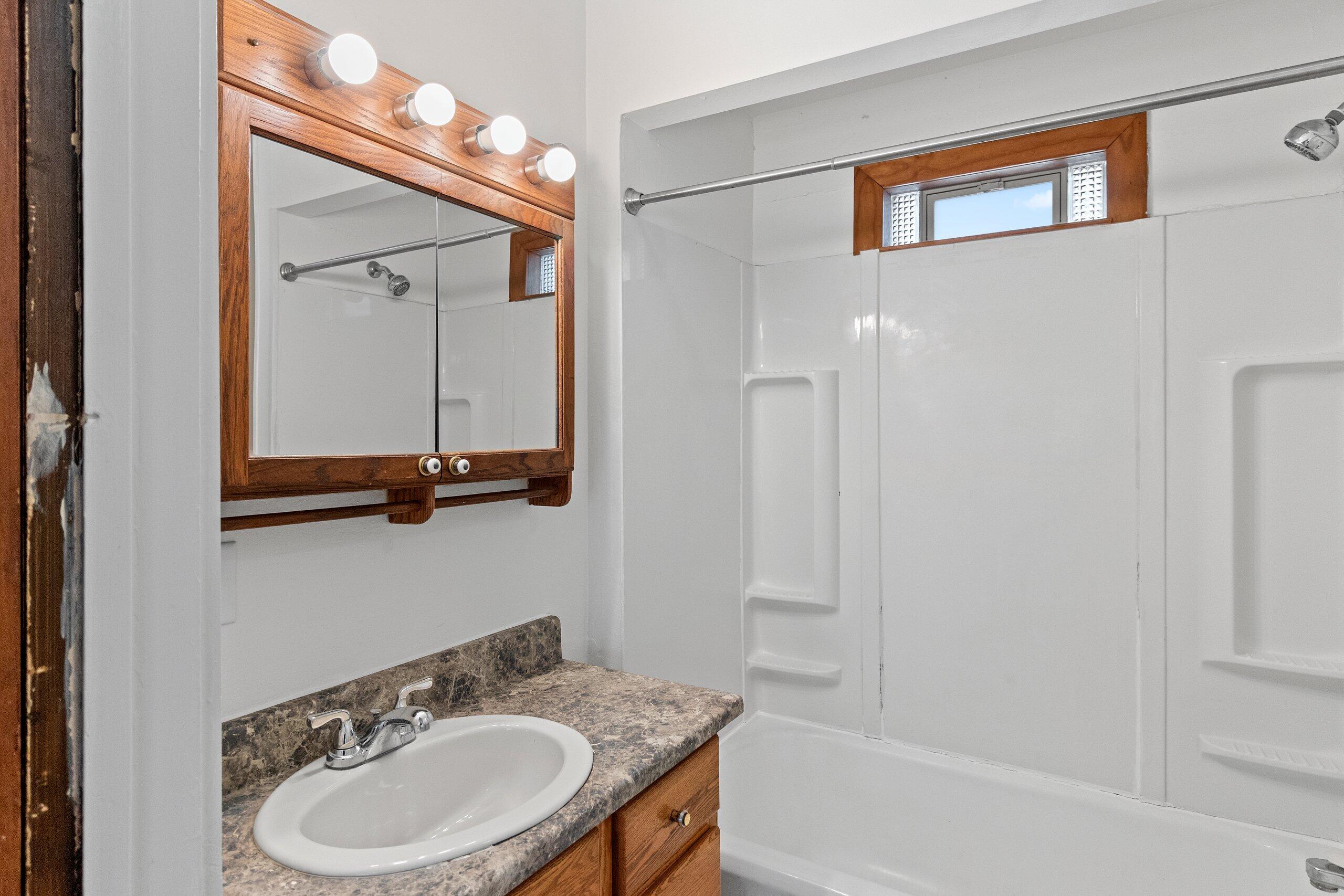1808 27th Street Two Rivers, WI 54241 - Photo 23 of 71 056-180827thStreet-TwoRivers-WI-54241-SM