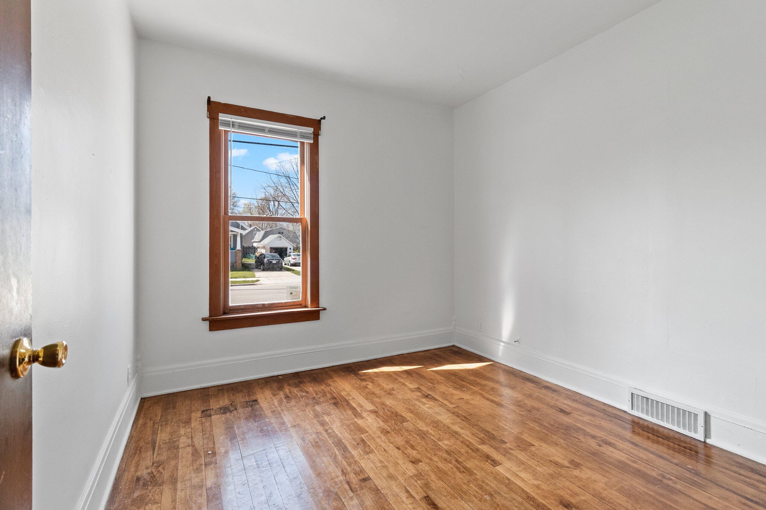 1808 27th Street Two Rivers, WI 54241 - Photo 24 of 71 057-180827thStreet-TwoRivers-WI-54241-SM