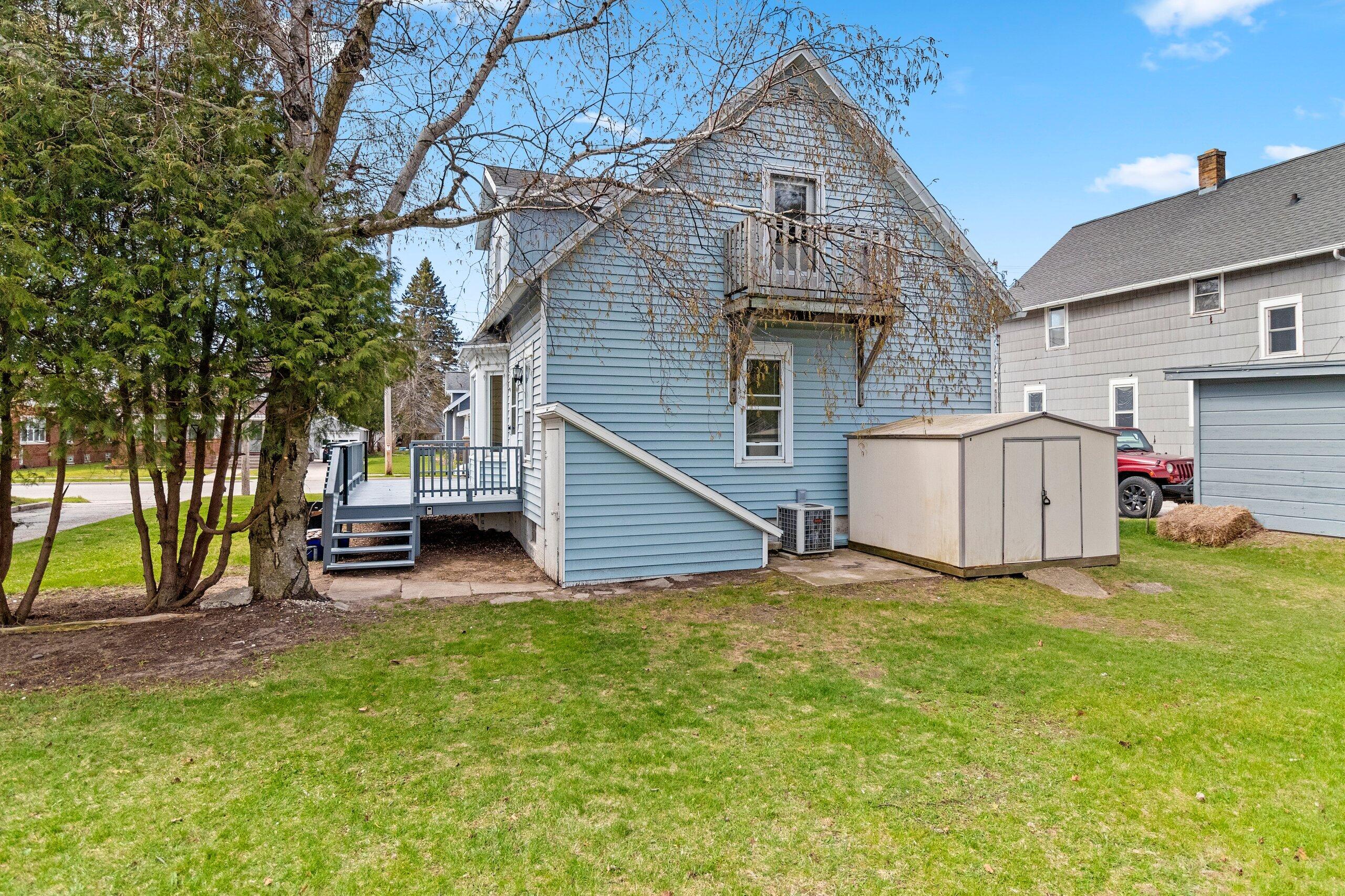 1808 27th Street Two Rivers, WI 54241 - Photo 41 of 71 015-180827thStreet-TwoRivers-WI-54241-SM