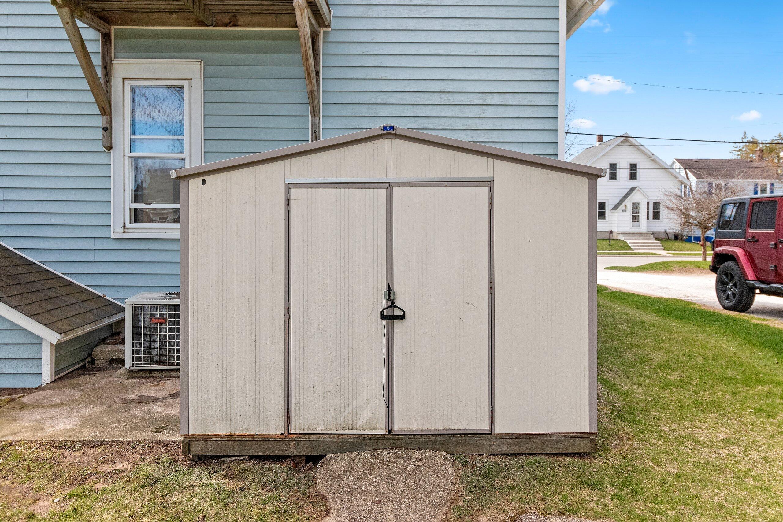 1808 27th Street Two Rivers, WI 54241 - Photo 43 of 71 018-180827thStreet-TwoRivers-WI-54241-SM