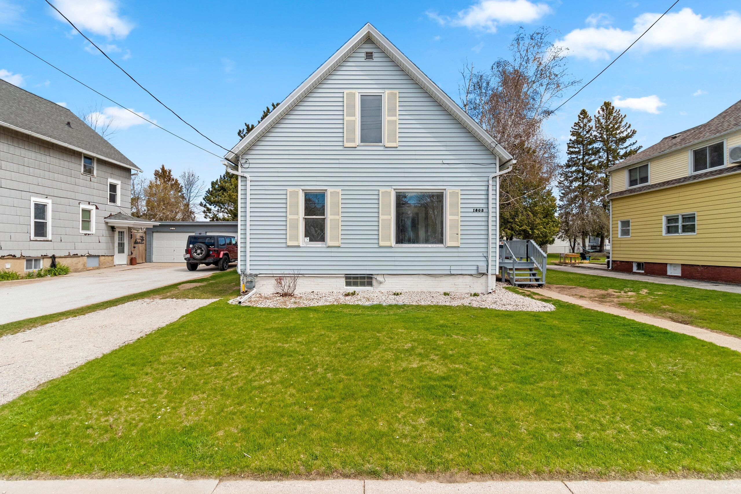 1808 27th Street Two Rivers, WI 54241 - Photo 54 of 71 003-180827thStreet-TwoRivers-WI-54241-SM