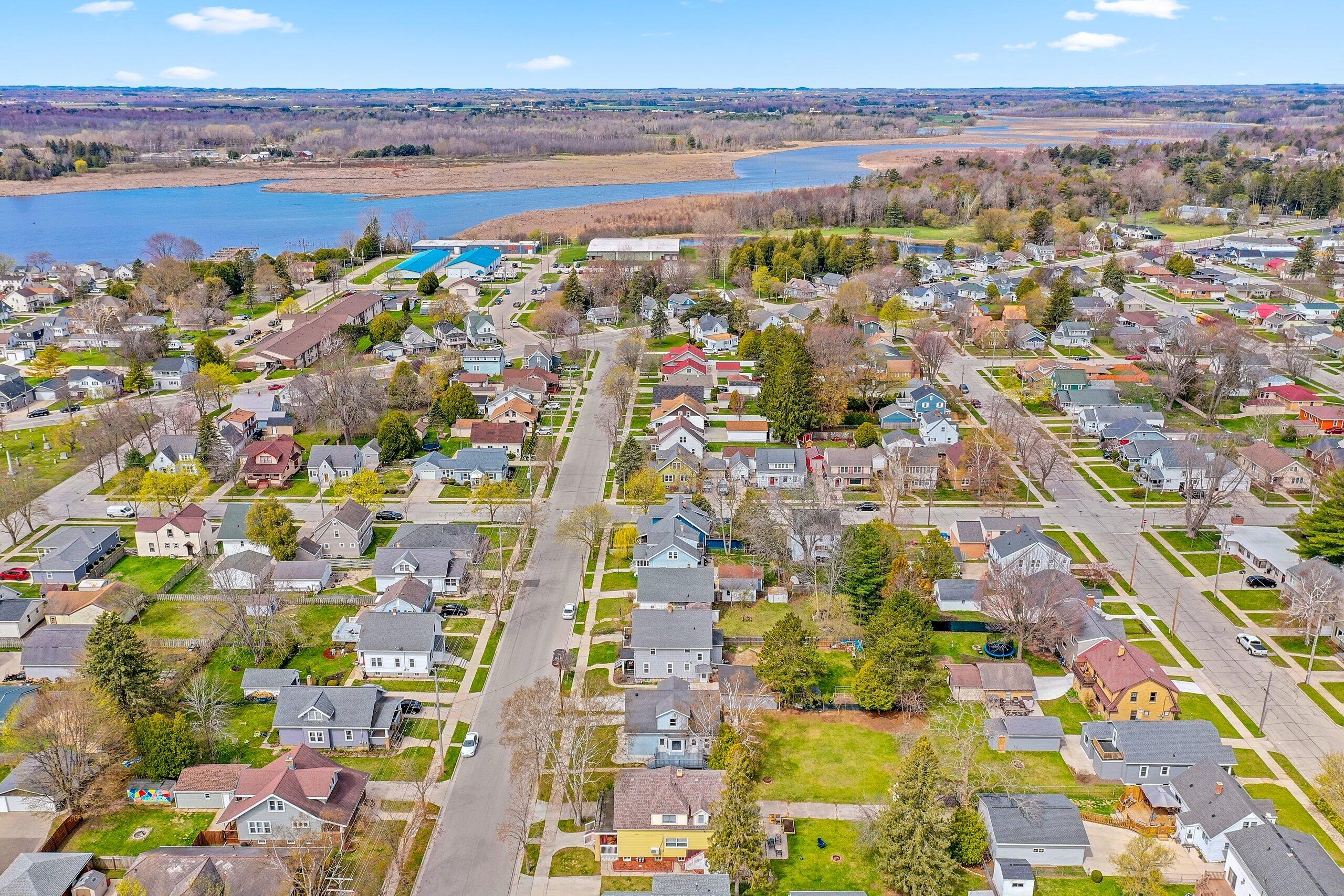 1808 27th Street Two Rivers, WI 54241 - Photo 65 of 71 086-180827thStreet-TwoRivers-WI-54241-SM