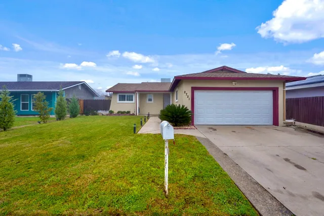 $475,000 | 2721 Villa Ramon Drive, Ceres, CA 95307