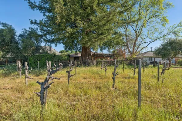 $1,425,000 | 1143 Hudson Avenue, St. Helena, CA 94574