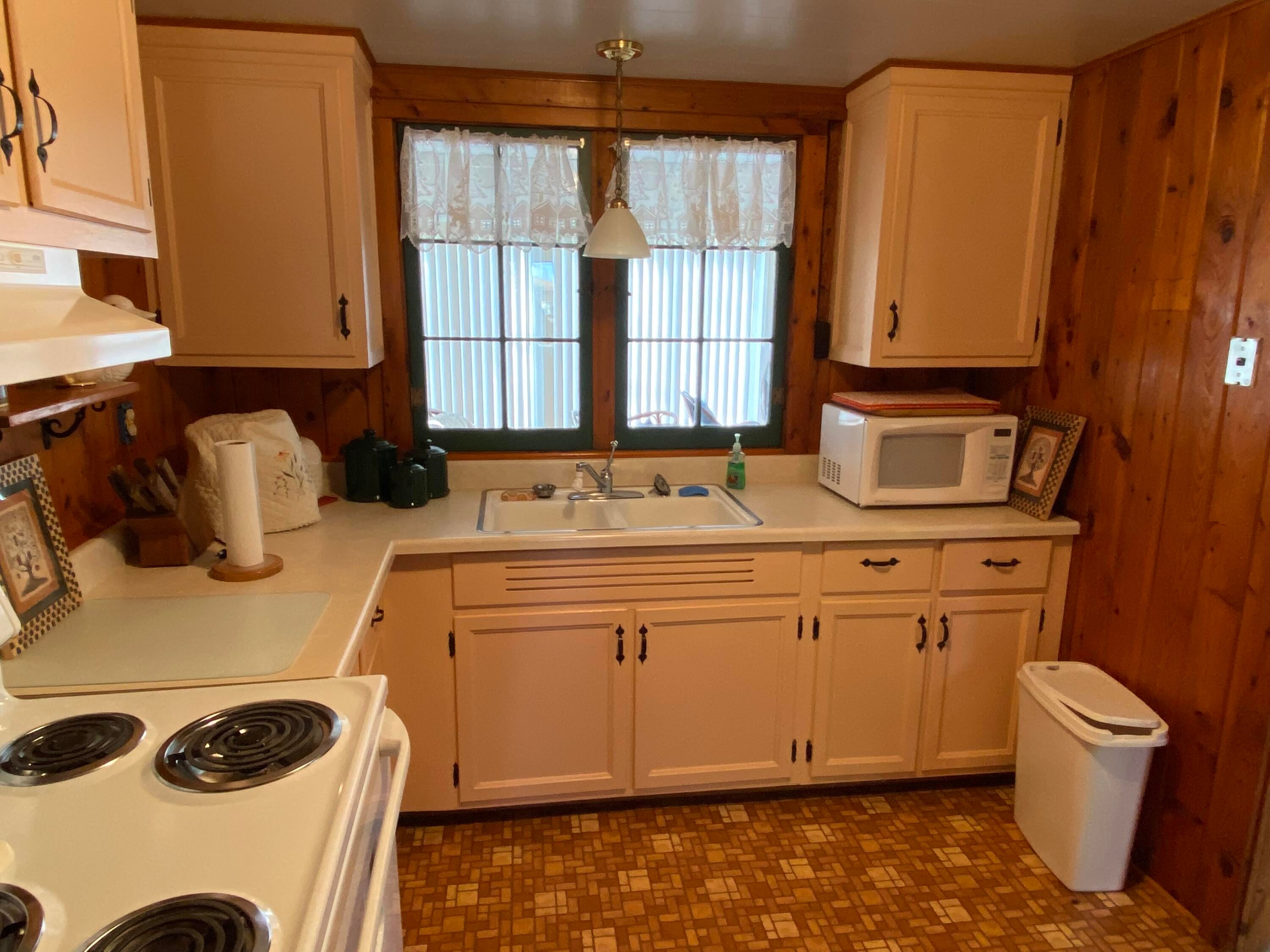 2305 Cobb Road Lewiston, MI 49756 - Photo 10 of 18 Gallery Image 10